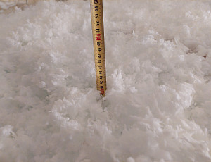 Zateplení stropu rodinného domu pomocí foukané izolace